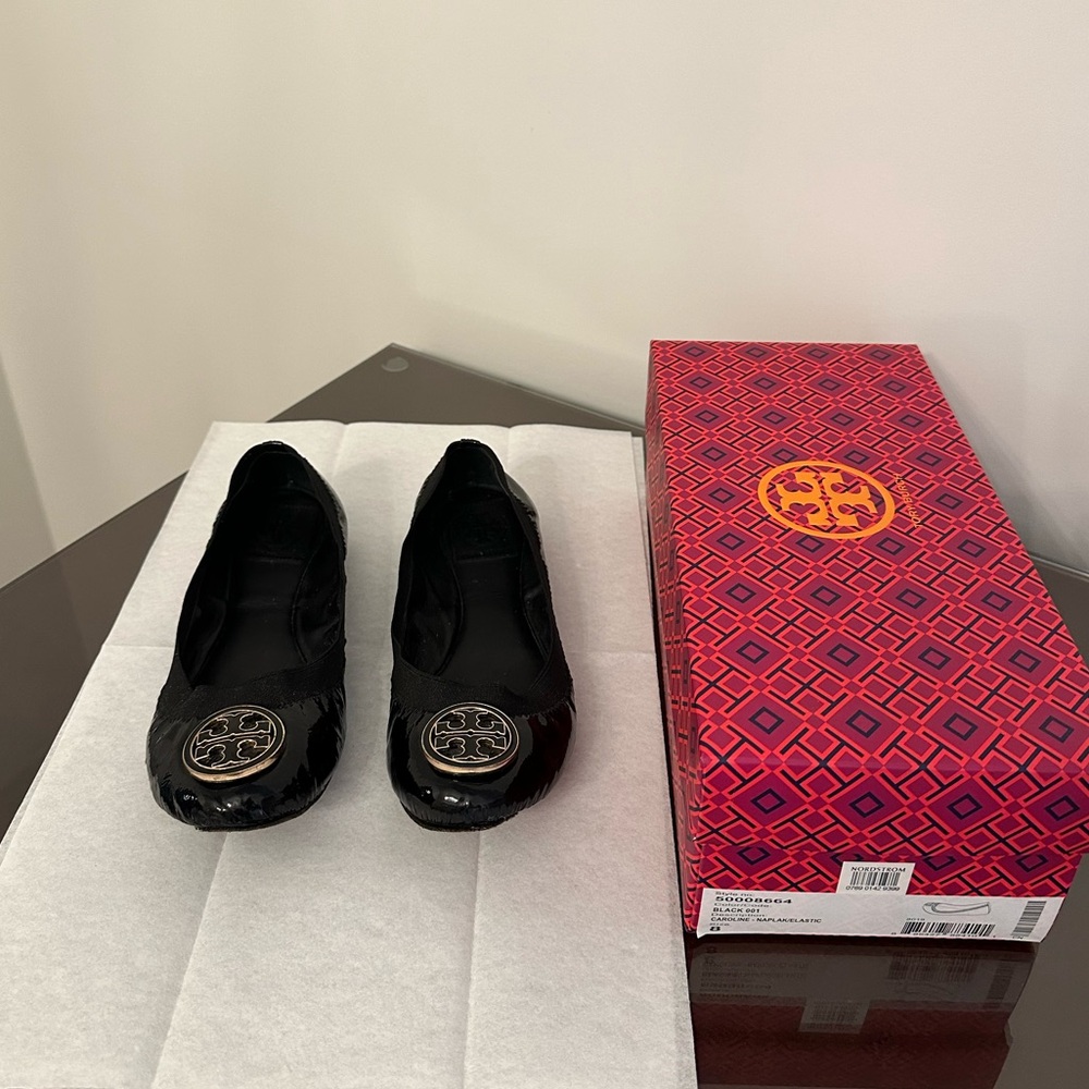 Tory Burch Caroline Ballet Flats. Size 8